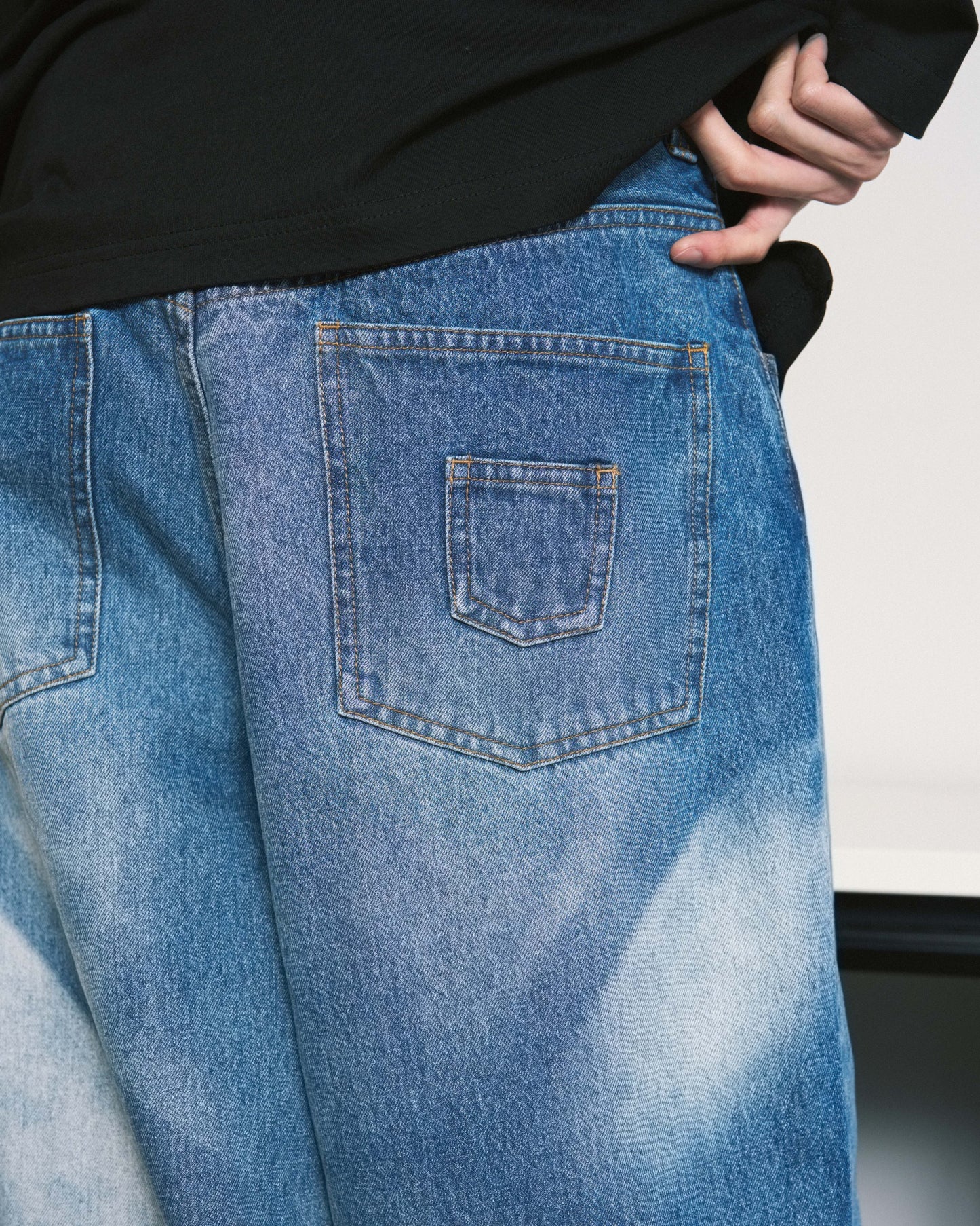6 POCKET JEANS LAZER BLACK