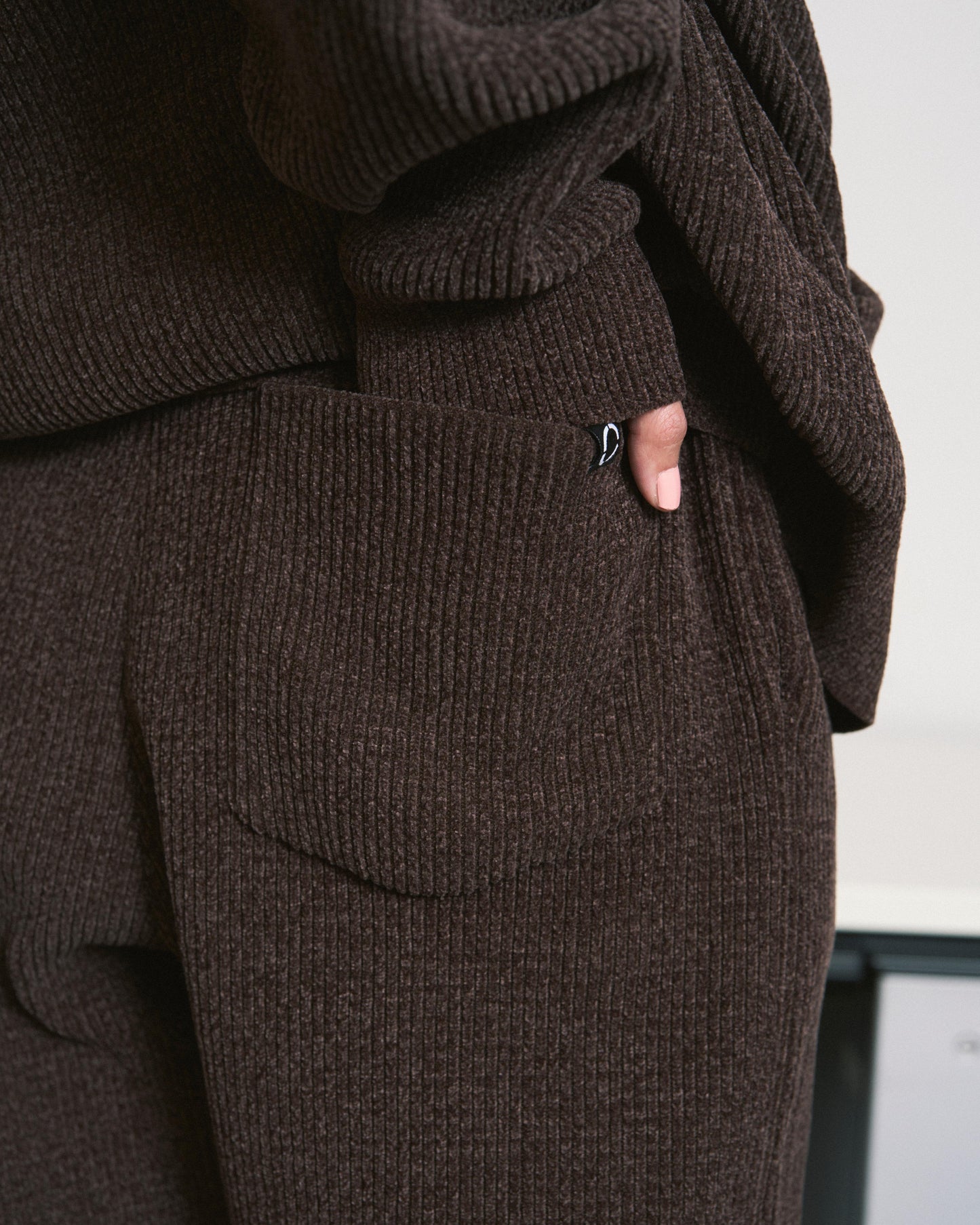 CORDY KNIT PANTS BROWN
