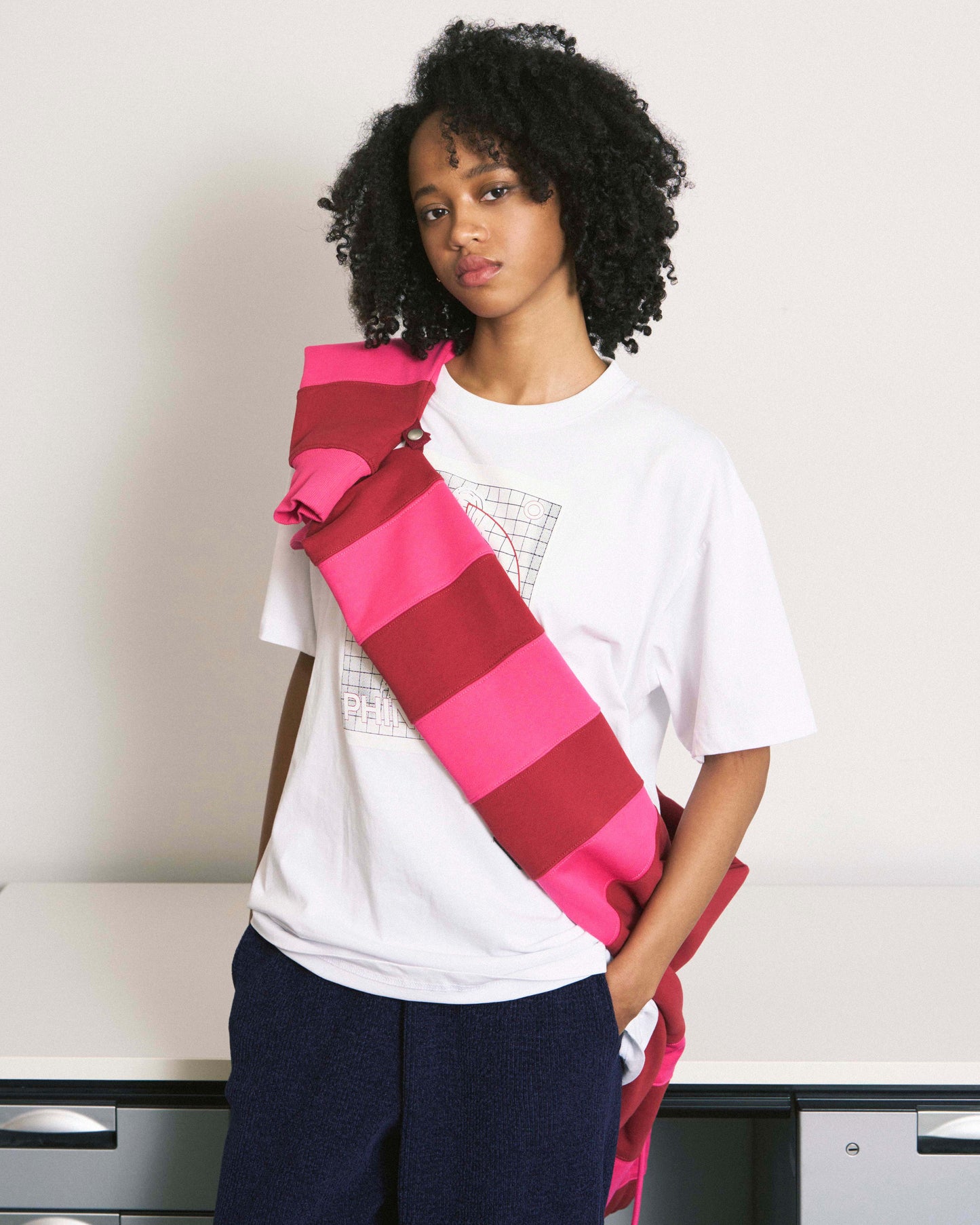 BORDER PATCH HOODIE RED X PINK