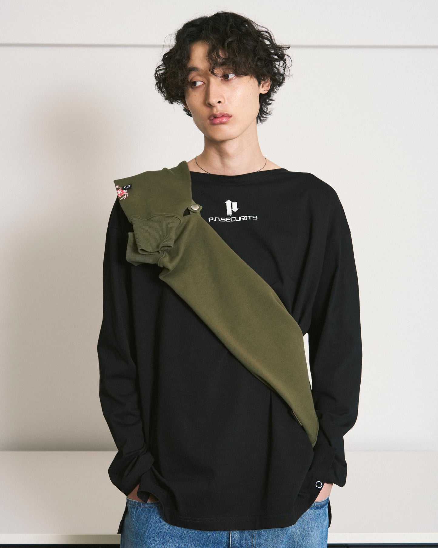 ZIPOFF HOODIE BLACK