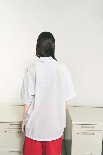 FLOATING HEART SS SHIRT BLACK