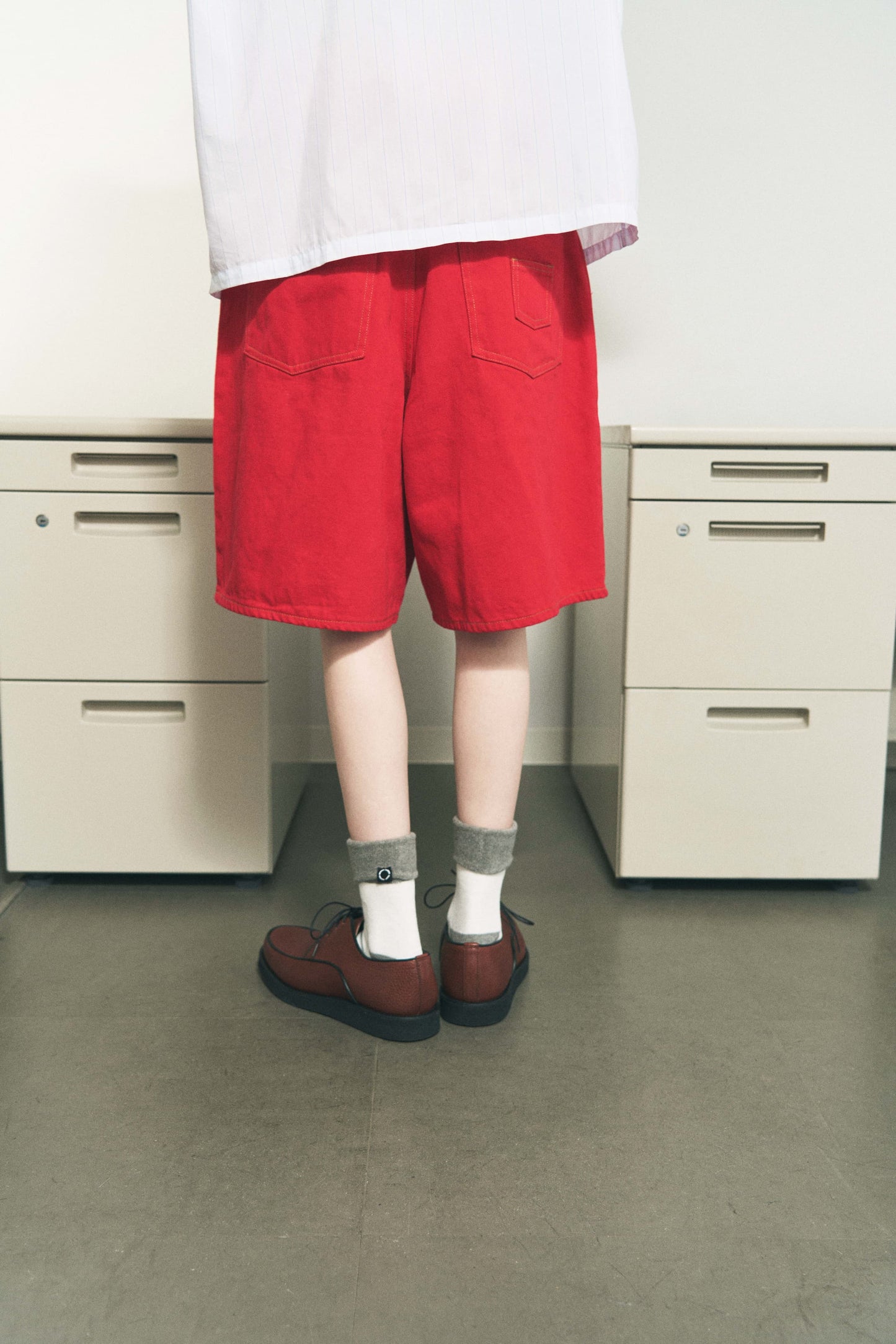 6 POCKET DENIM SHORTS COLOR LIME GREEN