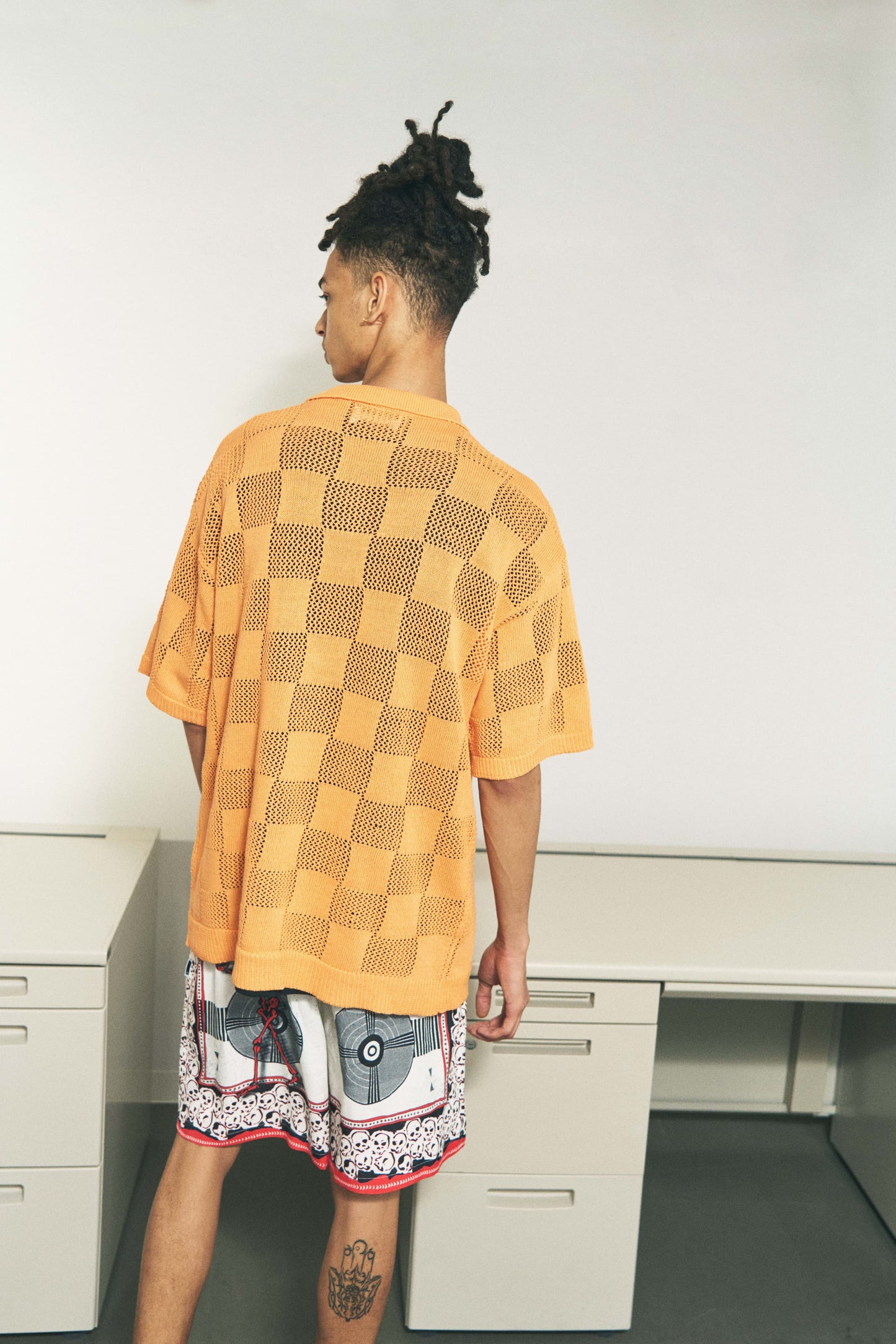 CHECKER WEB SKIPPER POLO BROWN