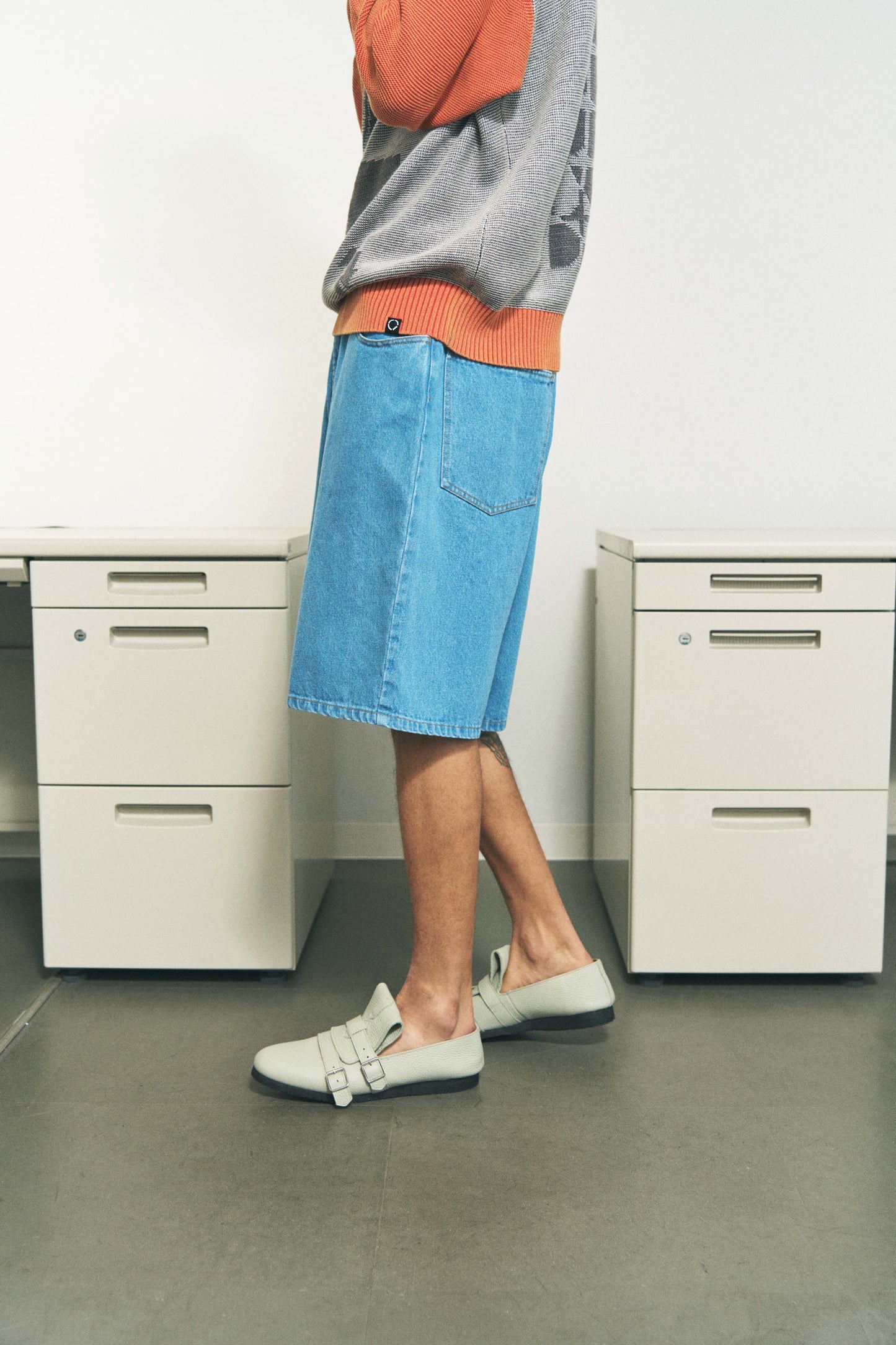 6 POCKET DENIM SHORTS BLACK