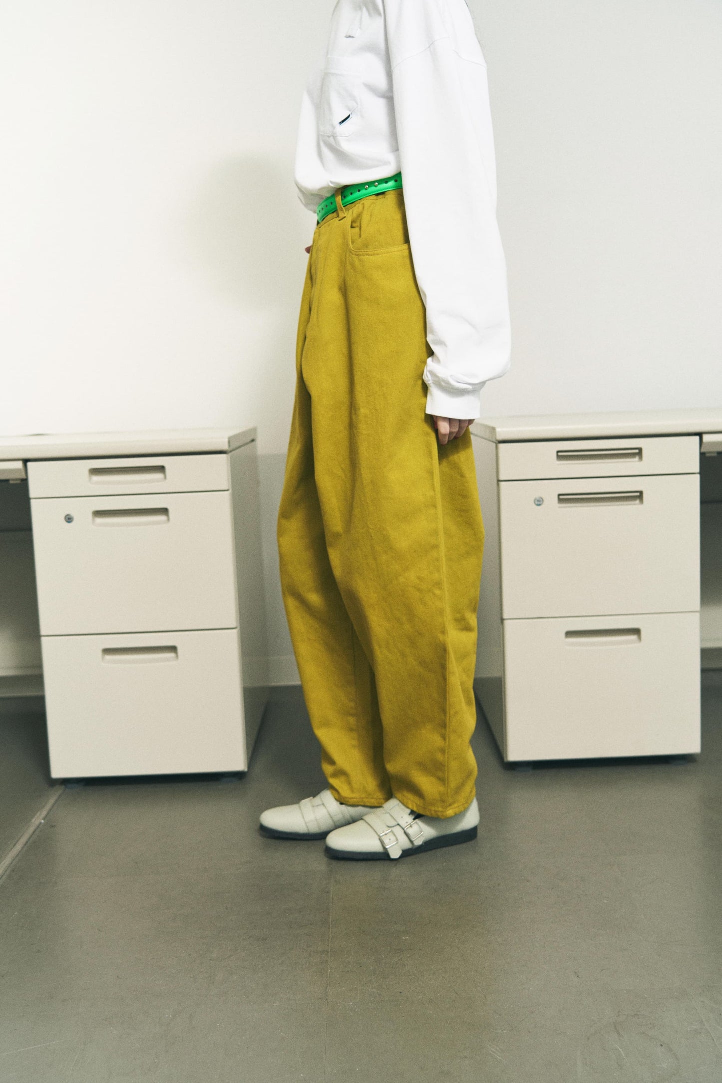 6 POCKET JEANS COLOR RED