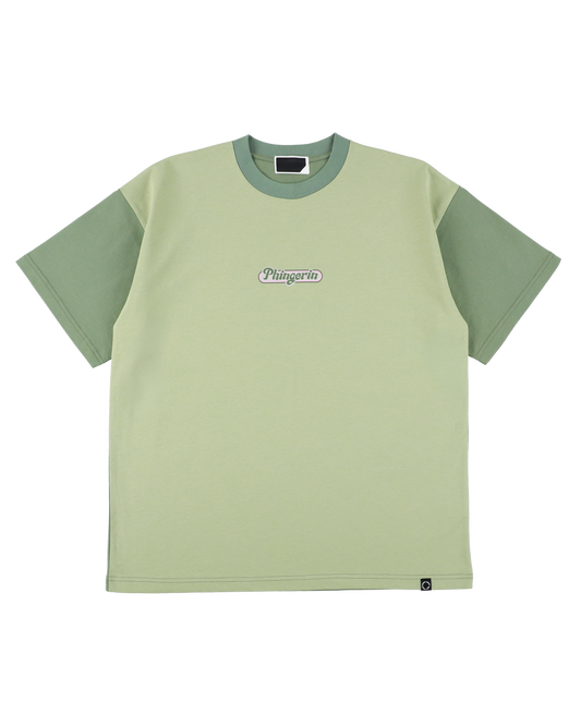 SCRIPT S/S TEE PISTACHIO x GREEN