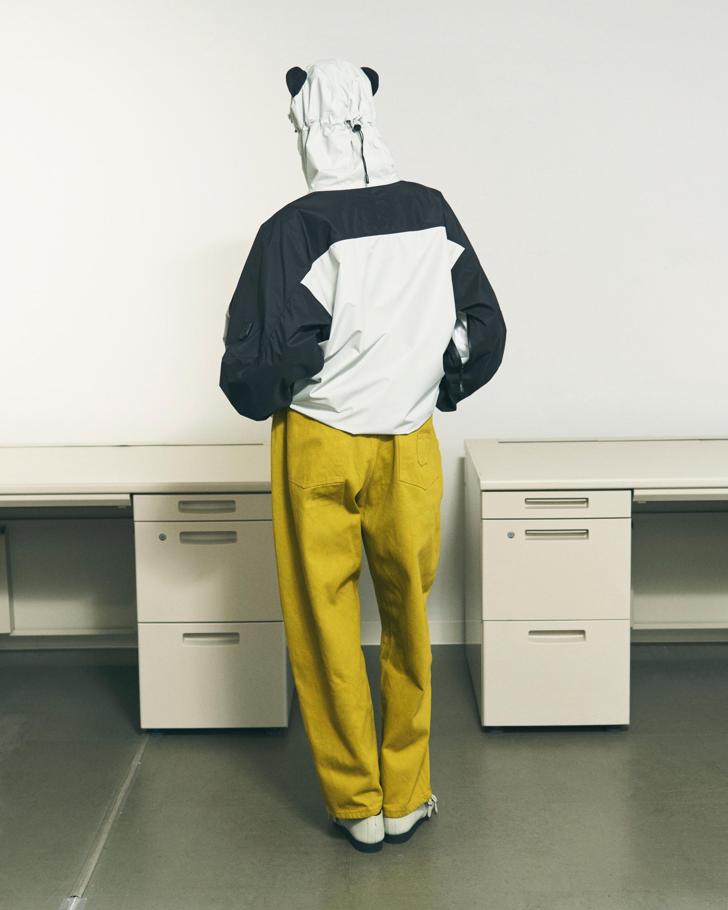 6 POCKET JEANS COLOR RED