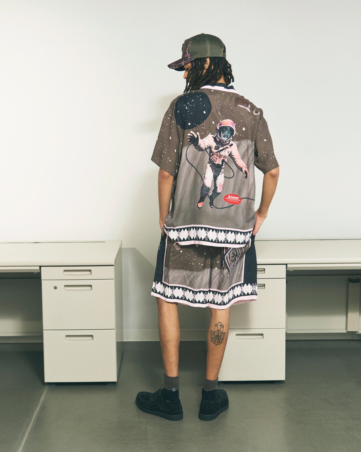 SUMMER SHIRT SPACE