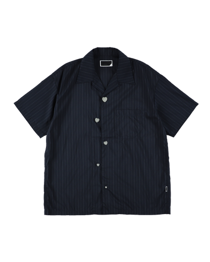 FLOATING HEART SS SHIRT BLACK