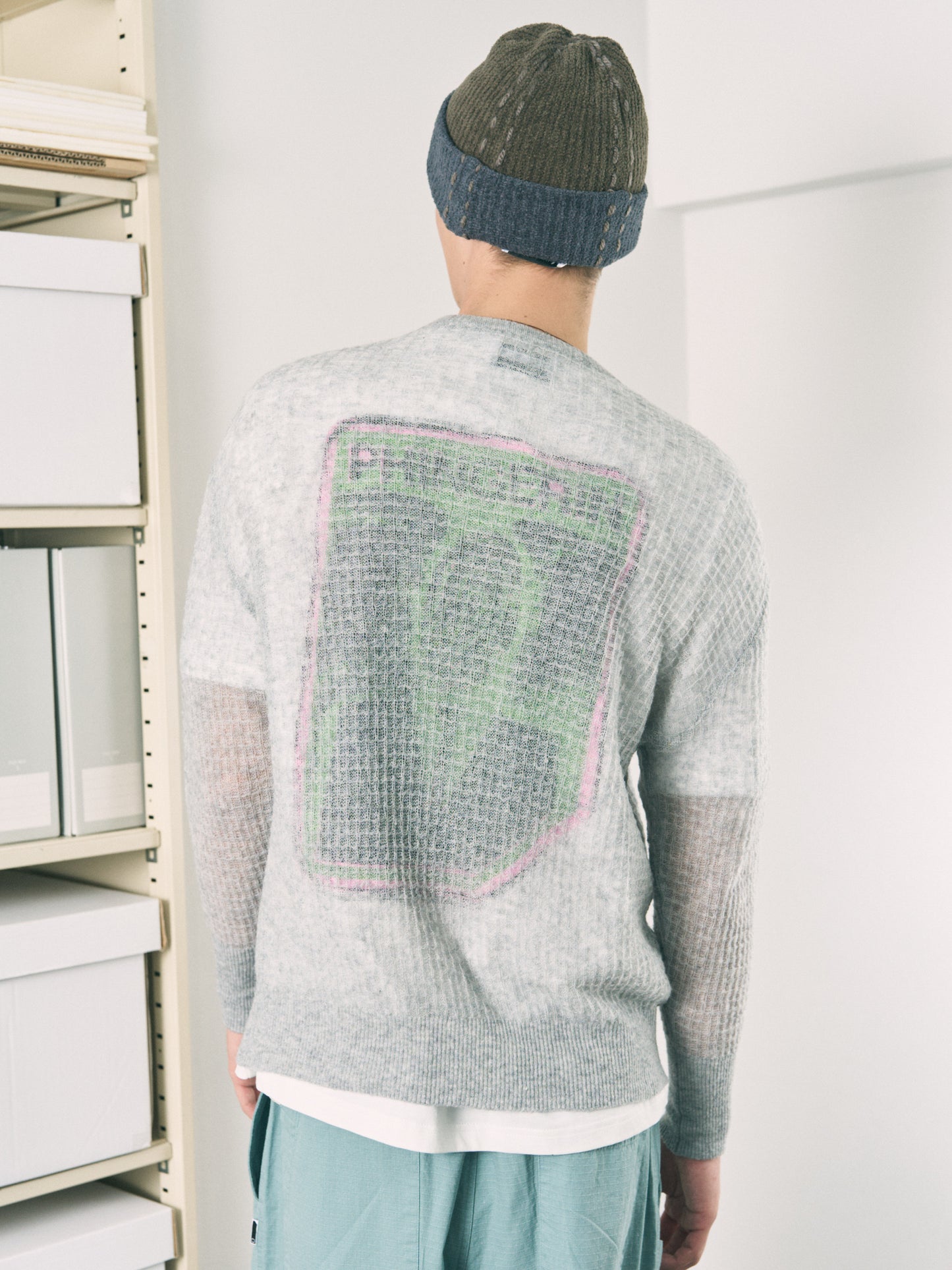 AIRY MERINO WAFFLE SWEATER GRAY