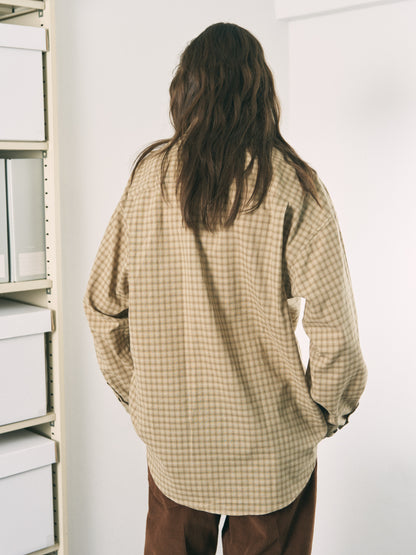FLOATING HEART SHIRT CHECK BEIGE