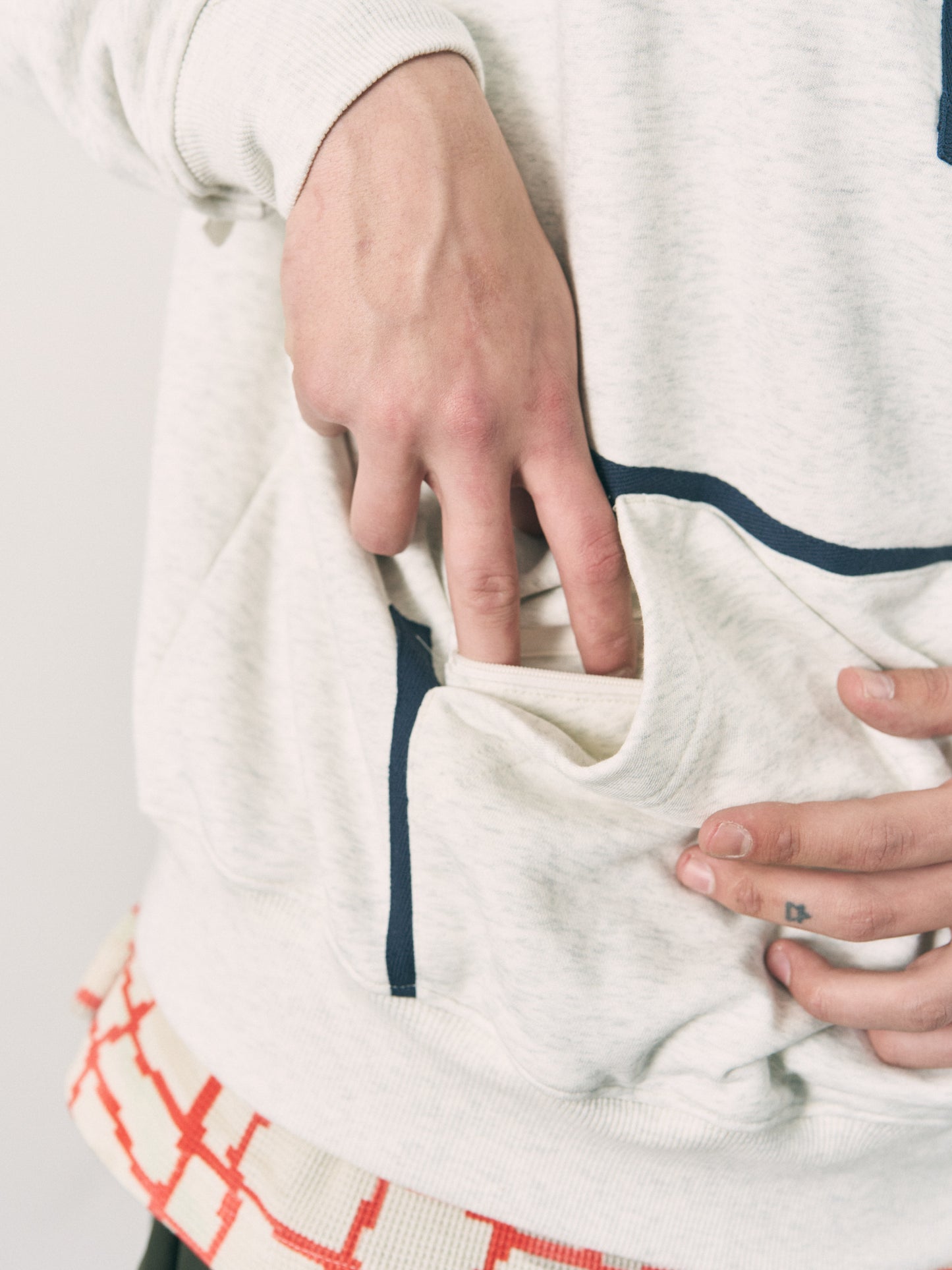 QUARTER ZIP SWEATSHIRT NAVY