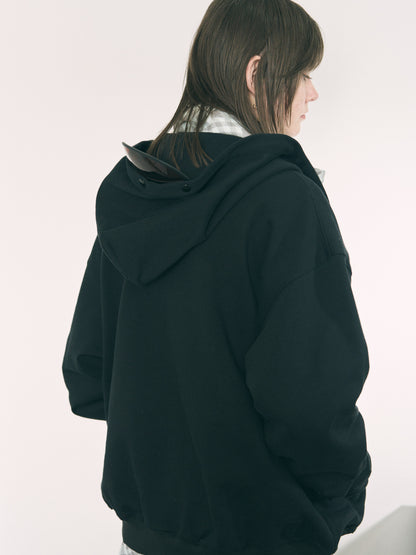 VISOR BUTTON HOODIE BLACK