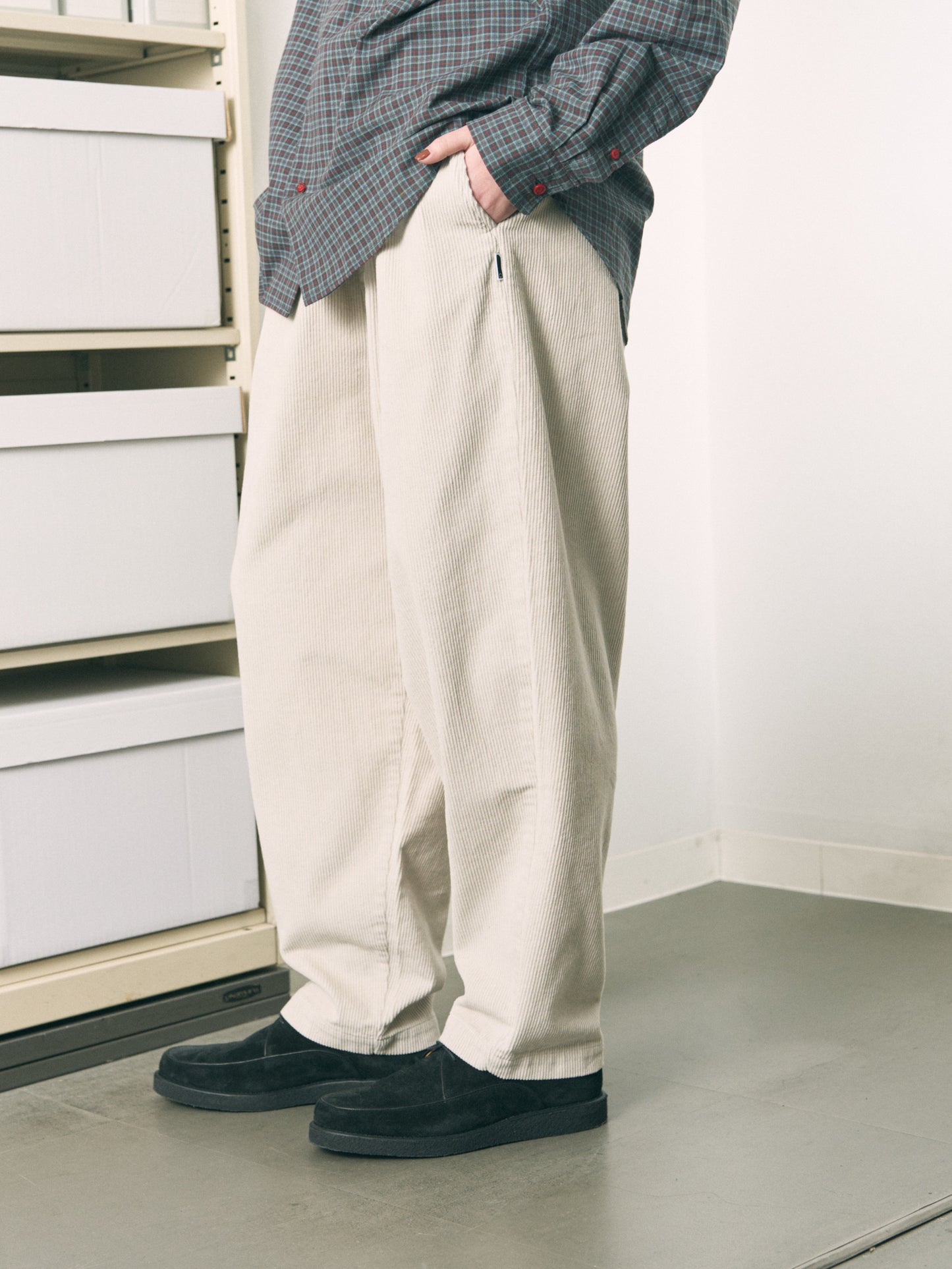 HAMBLETON PANTS CORD CHARCOAL