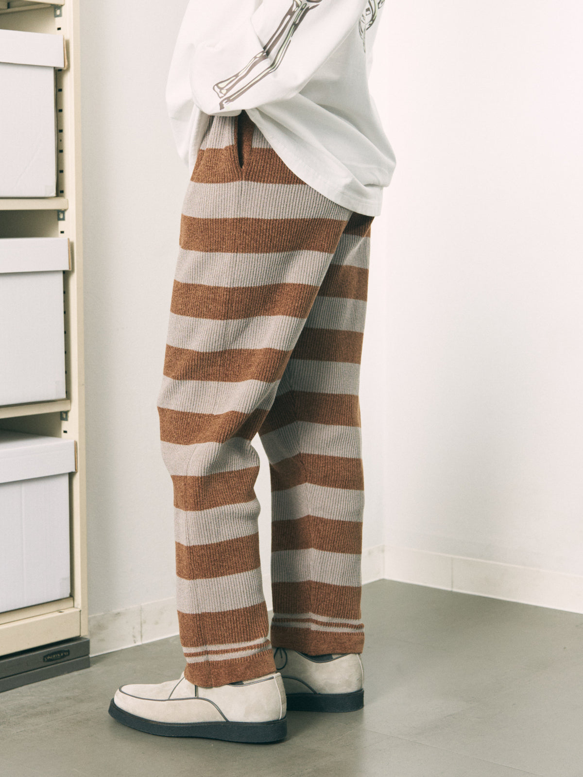 CORDY KNIT PANTS STRIPE GRAY × BROWN