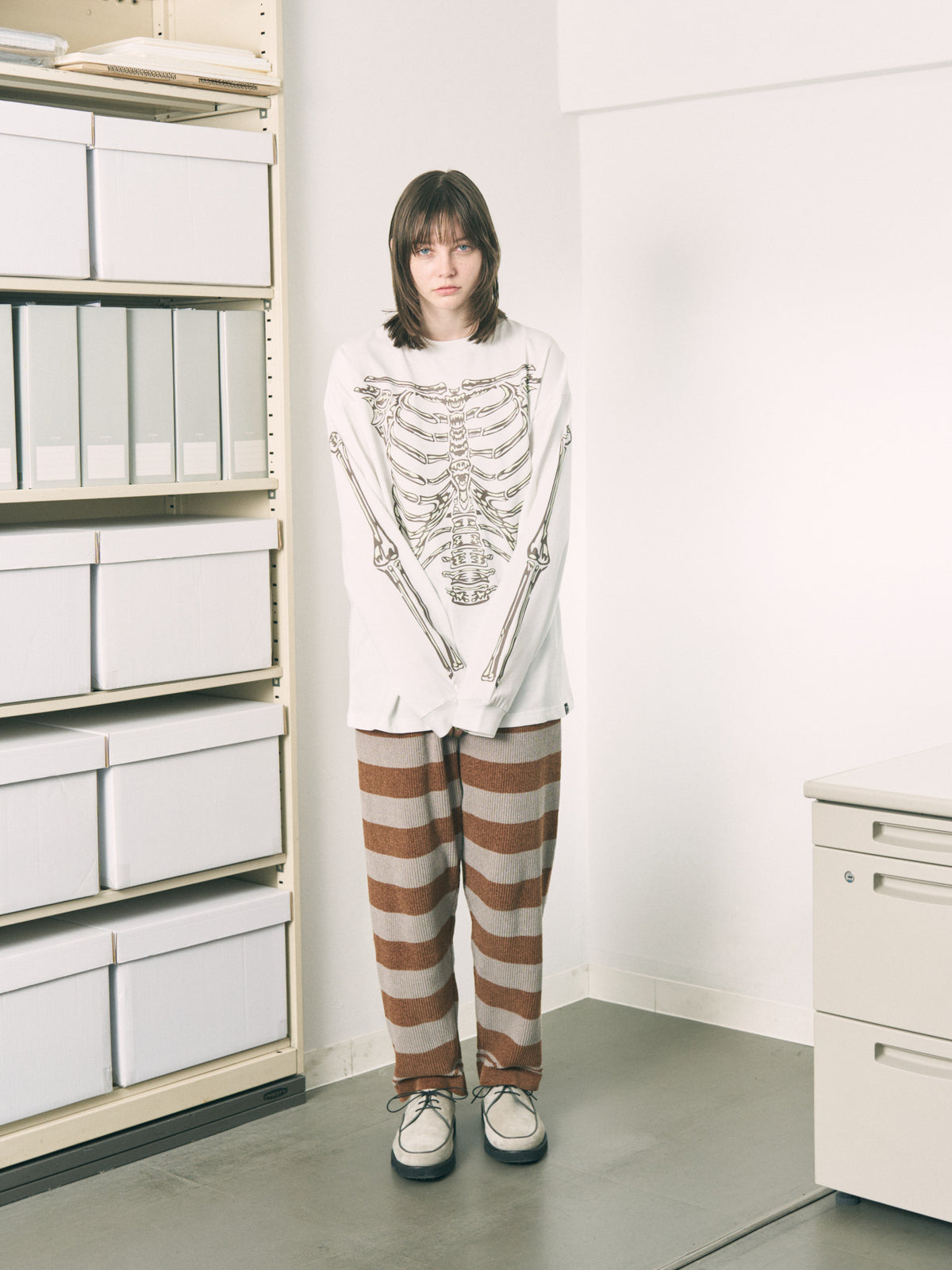 CORDY KNIT PANTS STRIPE GRAY × BROWN
