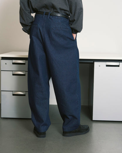 DENIM PLEAT PANTS BLACK